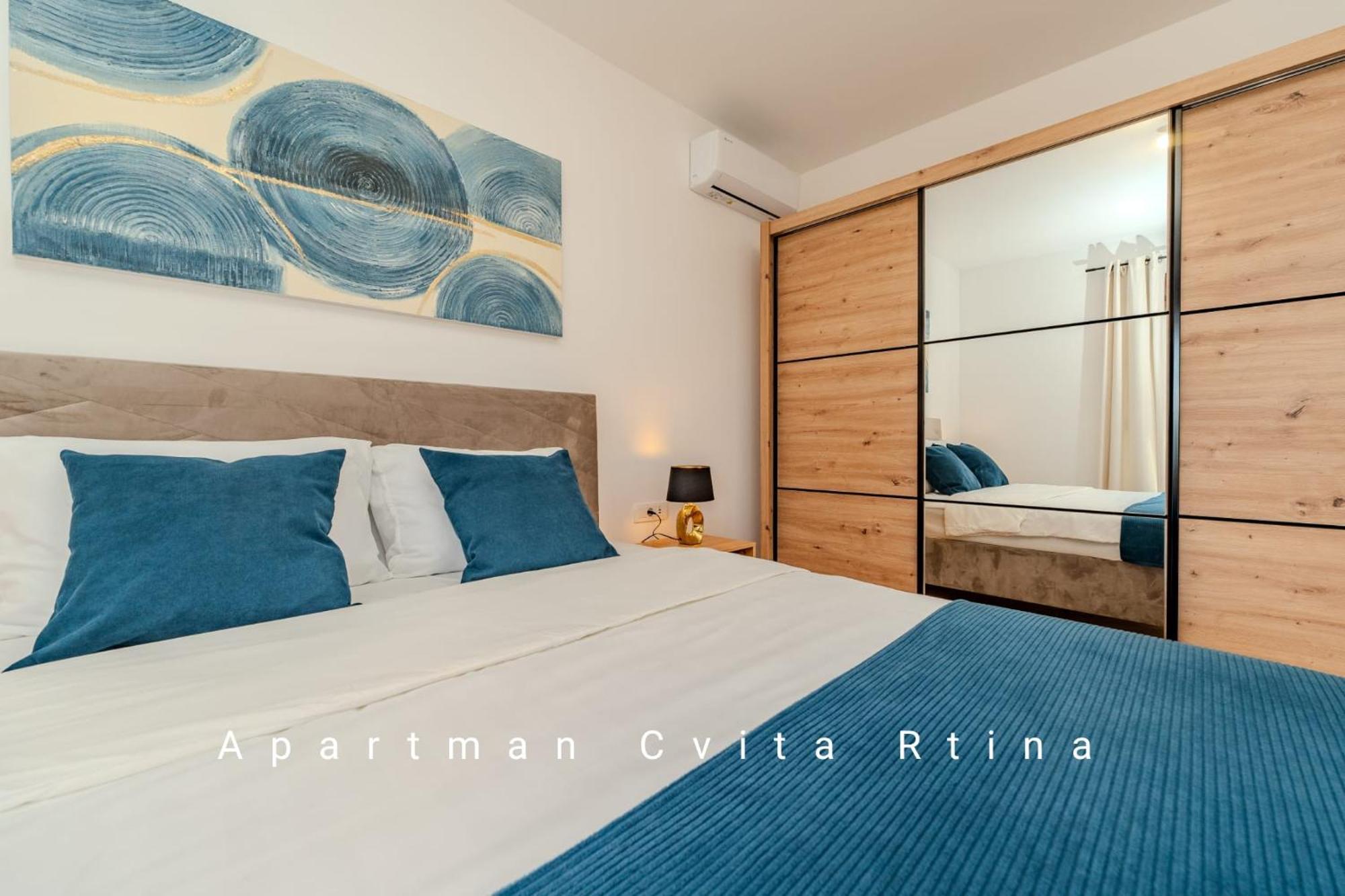 Apartman Cvita ルティナ エクステリア 写真
