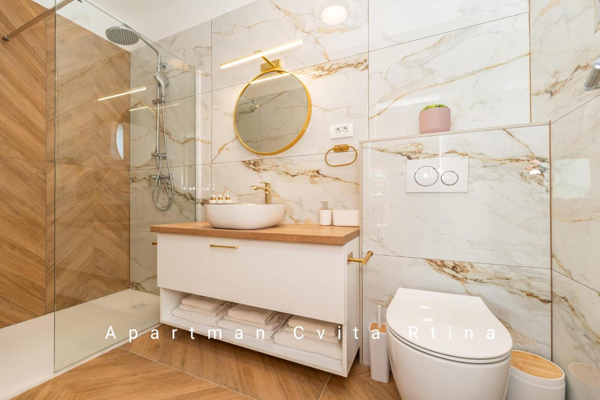 Apartman Cvita ルティナ エクステリア 写真