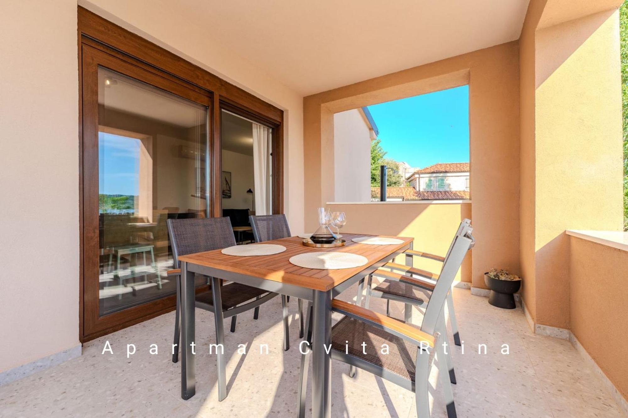 Apartman Cvita ルティナ エクステリア 写真